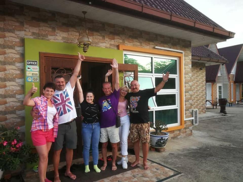 Pilly Homestay لابوان المظهر الخارجي الصورة